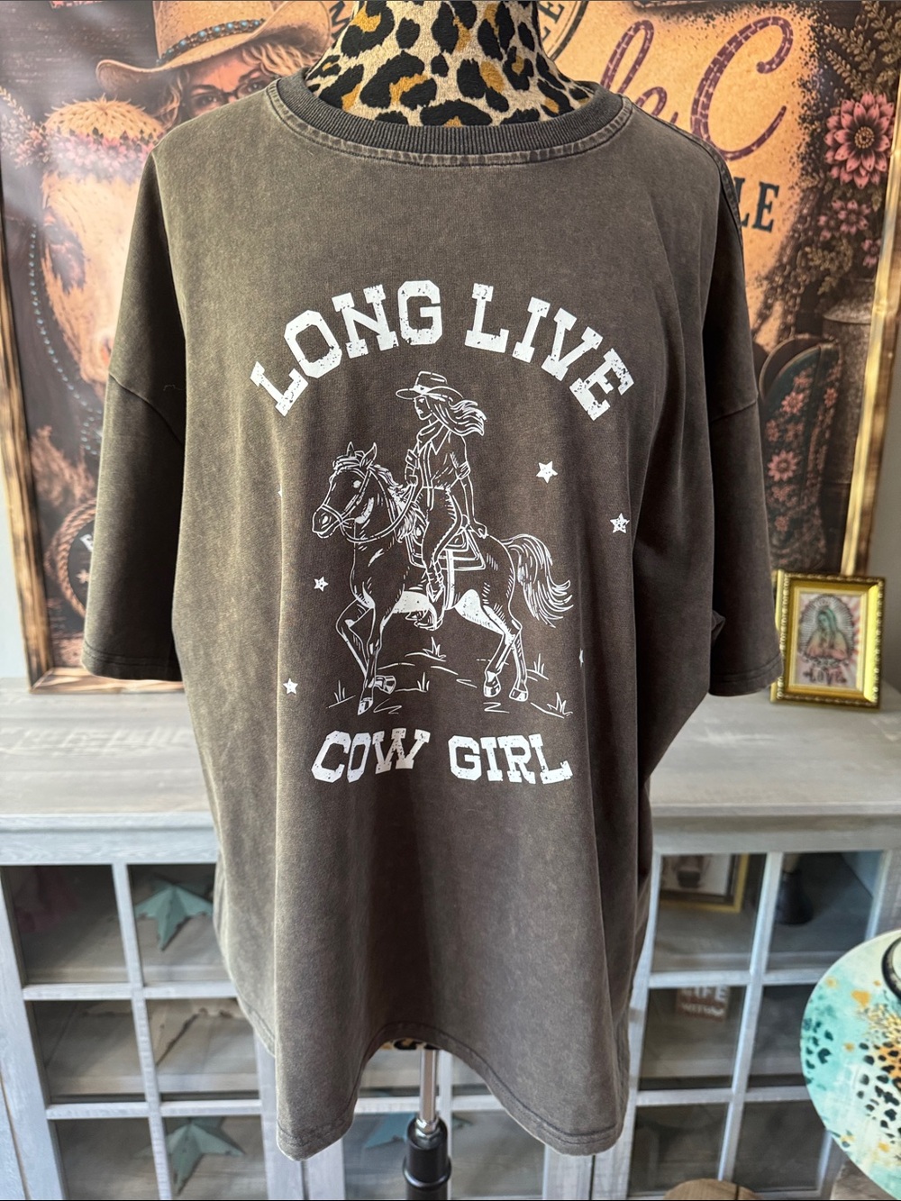 GILLI Long Live Cow Girl Graphic Tee - Brown Sz 1XL